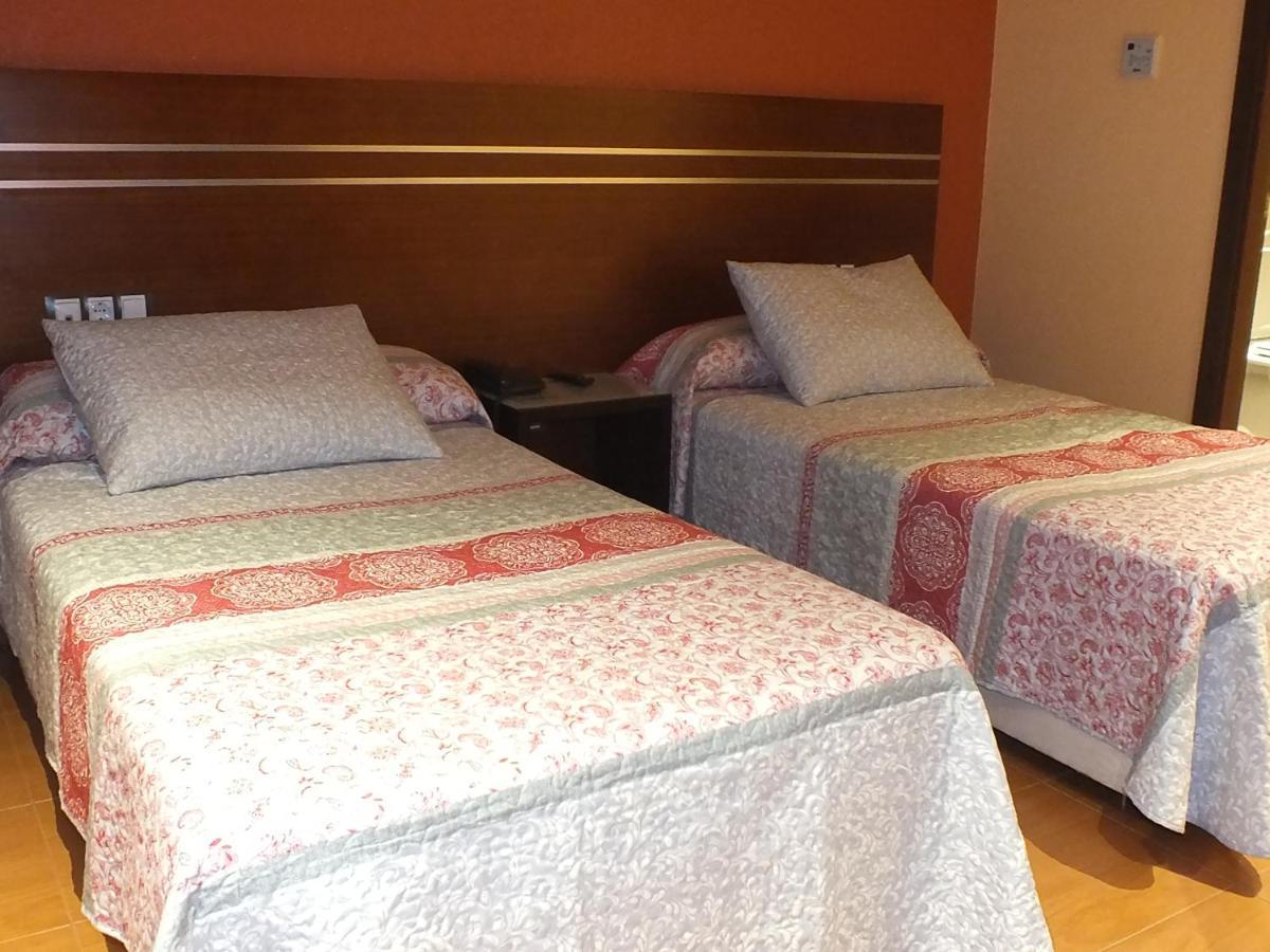 Motel Los Abedules Ов'єдо Екстер'єр фото