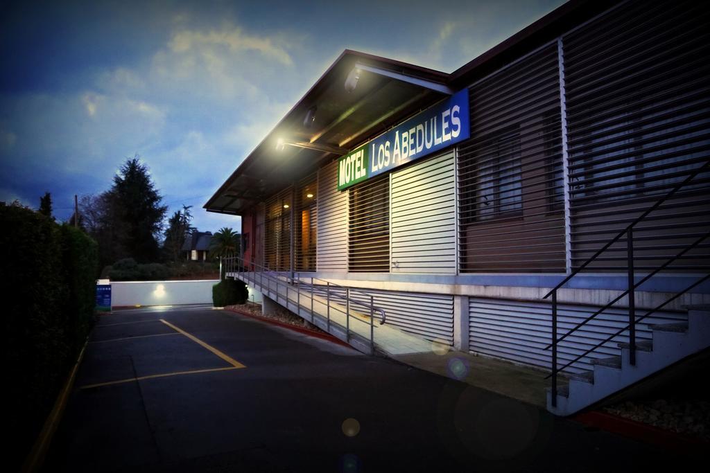Motel Los Abedules Ов'єдо Екстер'єр фото