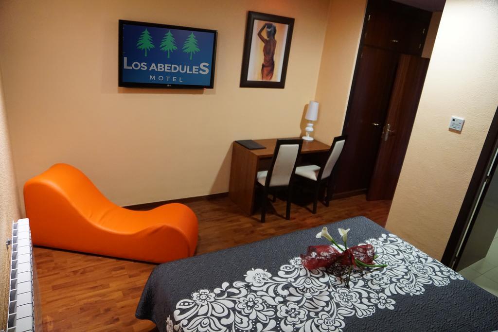 Motel Los Abedules Ов'єдо Екстер'єр фото